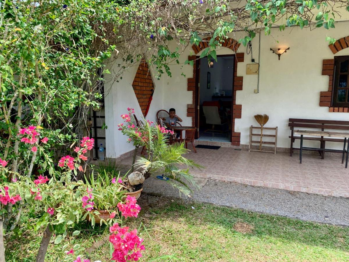 Lovely Garden Villas Pantai Cenang  Buitenkant foto